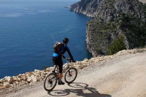 Hvar Mountainbike Cast Away Hostel Service